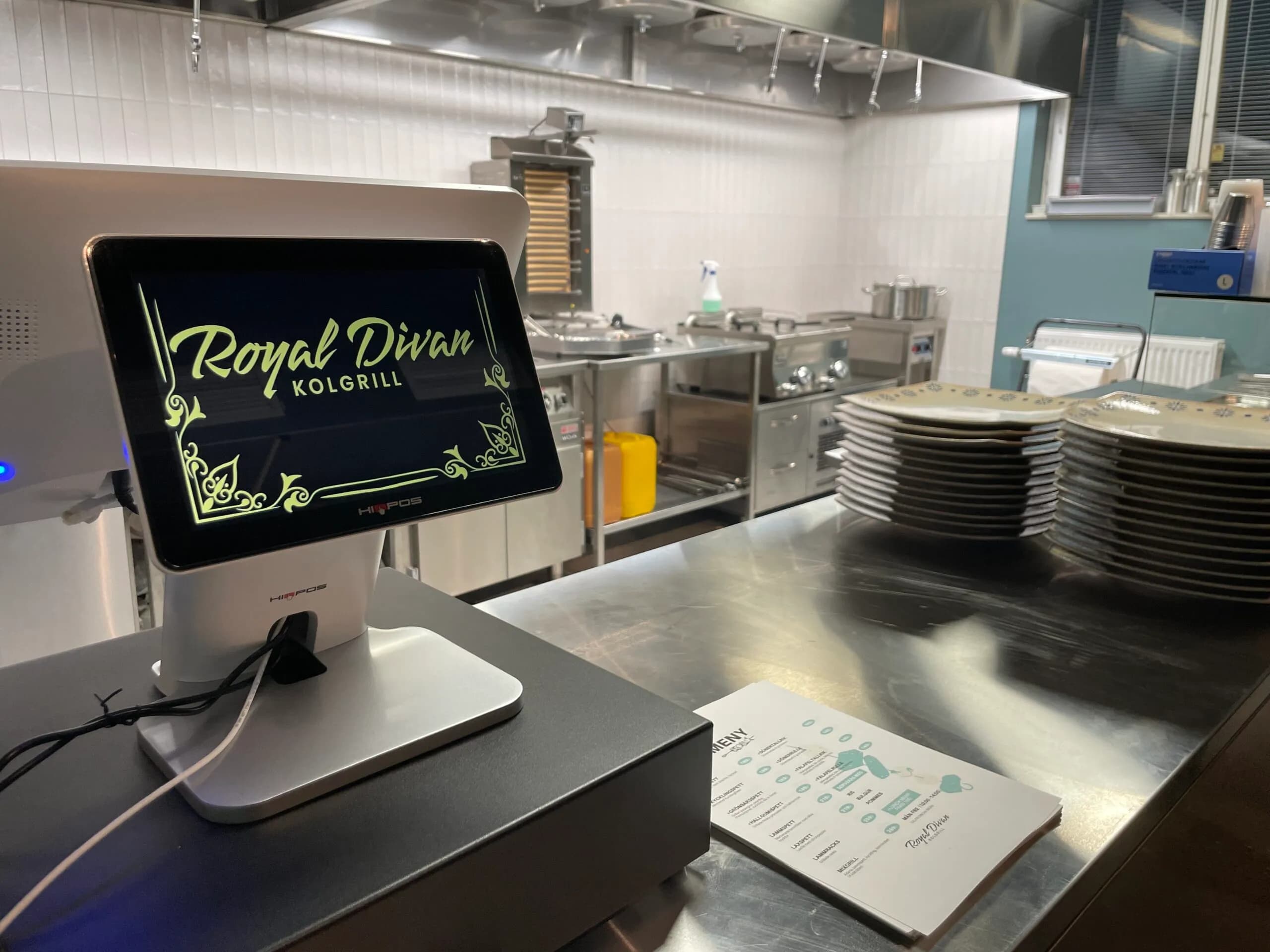 Royal divan